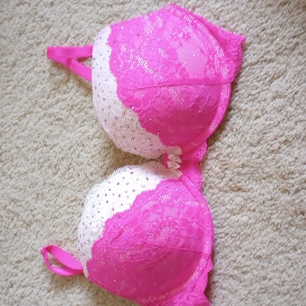 Pink 34 D Dream Angels Plunge push-up bra